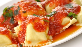 Ravioli attachment to a pasta machine