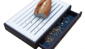 Cutting board with crumb container 52 x 35cm