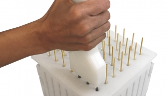 Manual kebab skewer machine