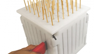 Manual kebab skewer machine