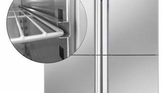 Kühlschrank - 1,4 x 0,81 m - mit 4 Edelstahlhalbtüren