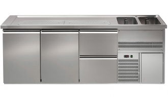 Beer counter 2,5 x 0,7 m - with 2 doors and 2 drawers 1/2