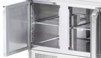 Saladette / Zubereitungstisch ECO - 1,37 x 0,7 m - mit 3 Türen