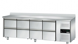 Kühltisch ECO - 2,2 x 0,7 m - mit 8 Schubladen 1/2
