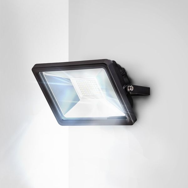 Prožektor 10-100W