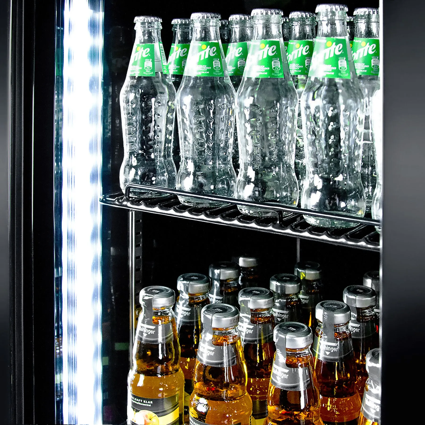 Beverage refrigerator - 880 litres