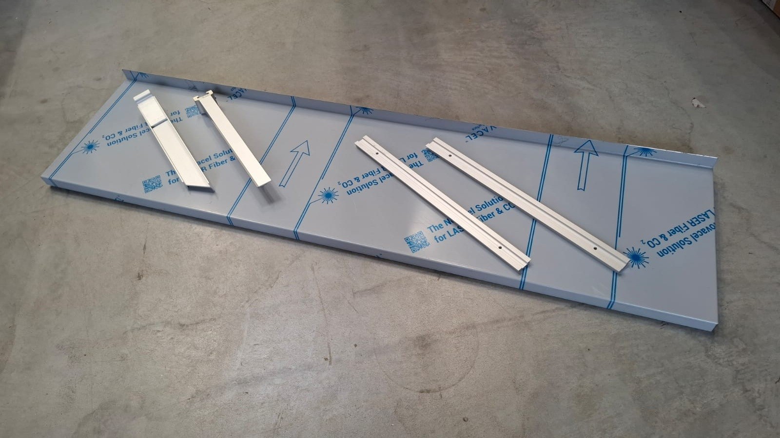 RST seinariiul 1200x300mm