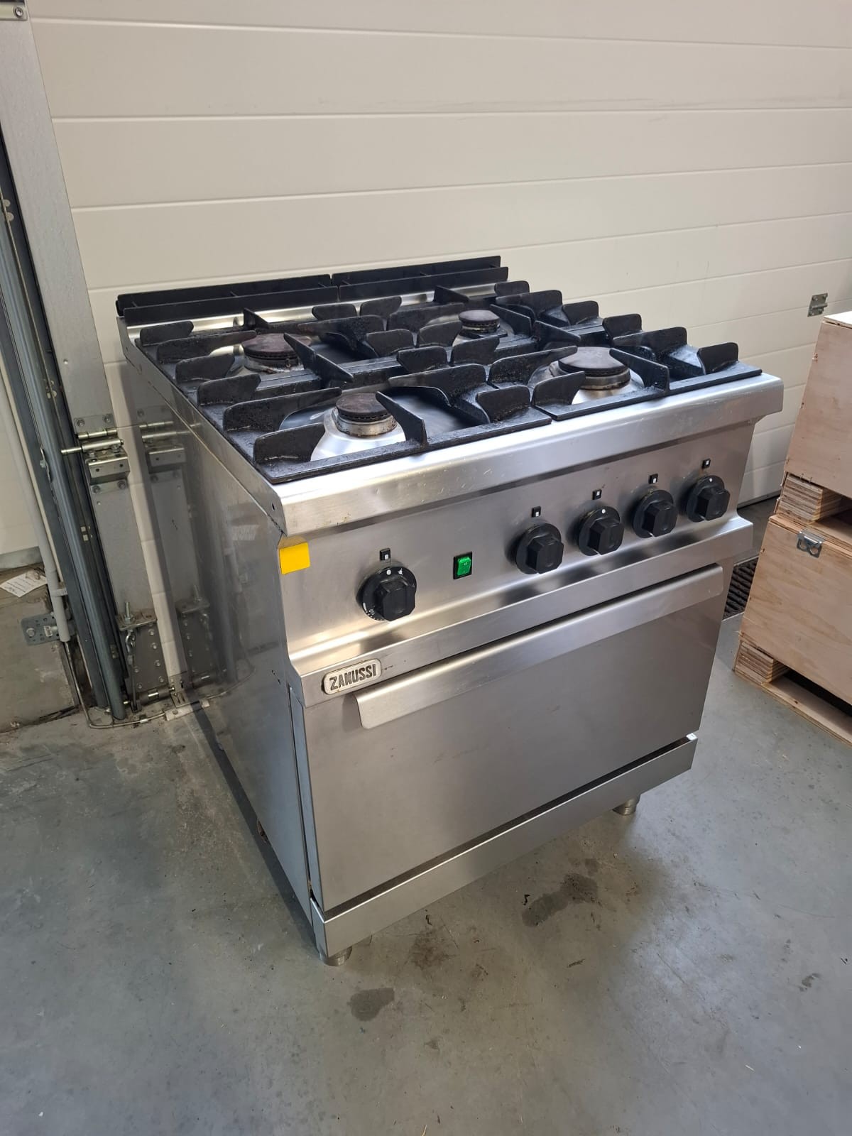 Gaasipliit + ahi Zanussi