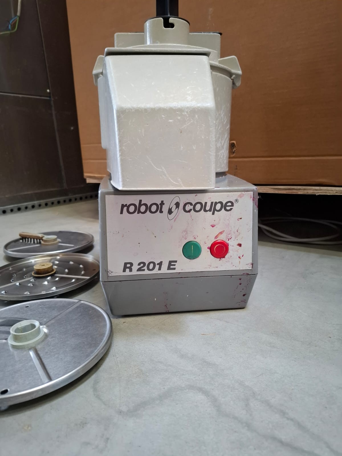 Juurviljapurustaja RobotCoupe