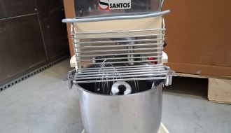 Universaalsegaja Santos 10L