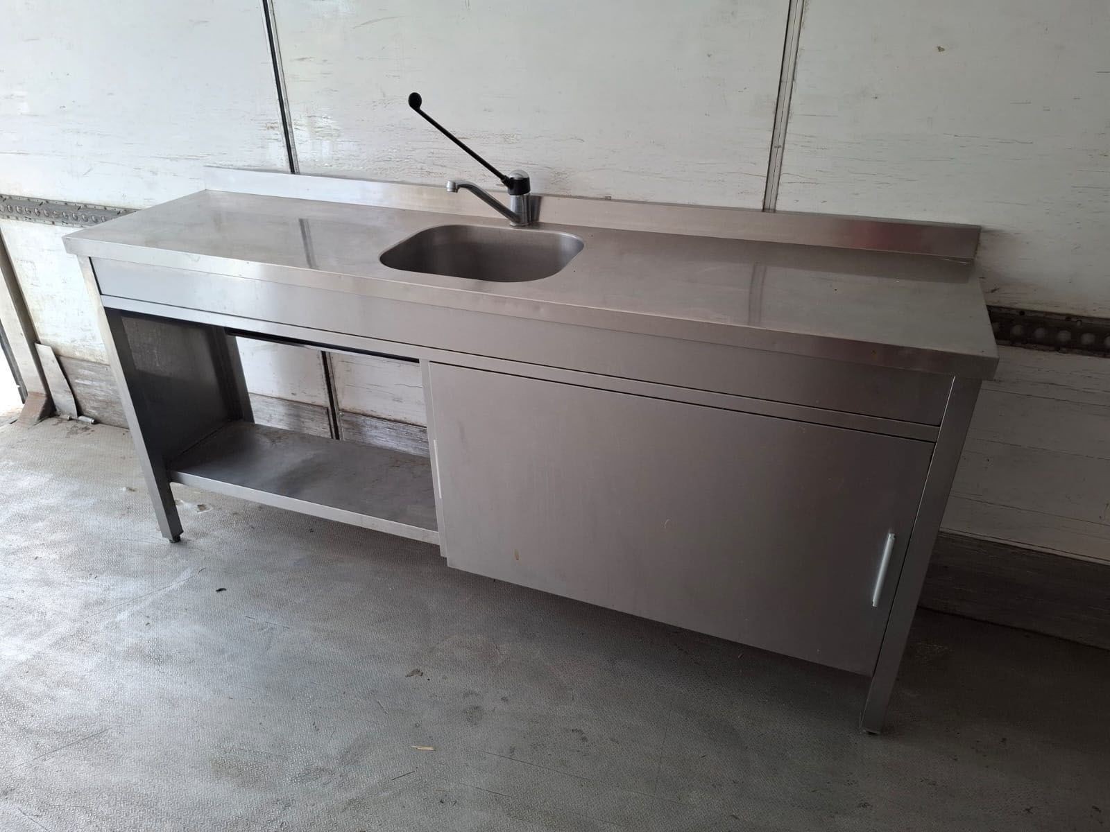 RST valamu 2500mm
